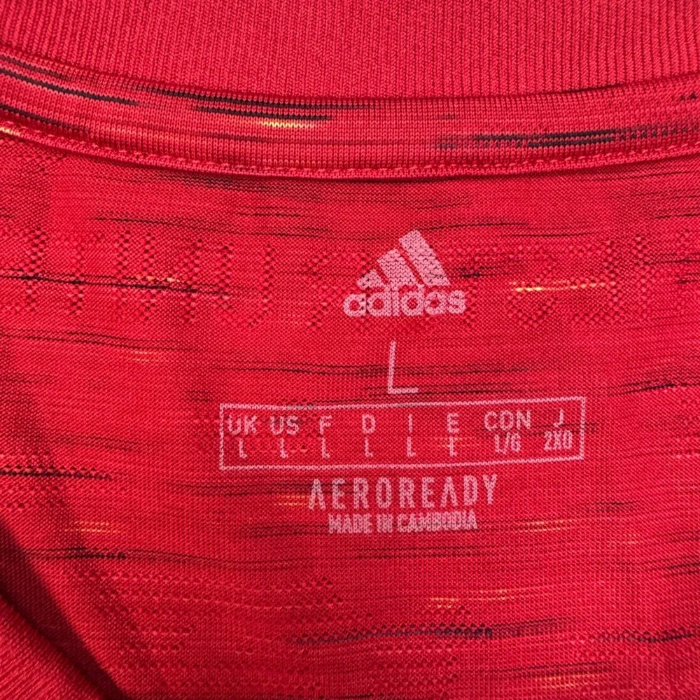 adidas 🪶 item